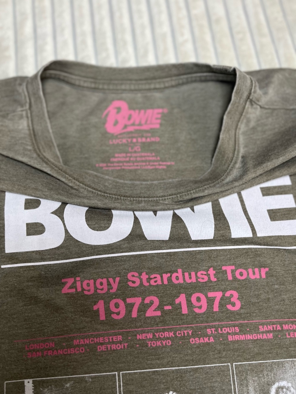 Lucky Brand Olive Green Grey Bowie Ziggy Stardust Tour Tee Size Large NWOT - Picture 11 of 14